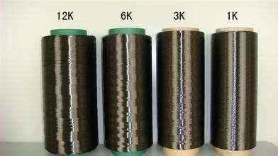 Propriété mécanique Type de fibre de carbone Twill Noir Couleur 3k 200g USD12/par mètre carré
