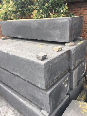 500 300 200 mm Densité 1,78 g/cm3 Bloc de graphite de qualité industrielle avec personnalisation