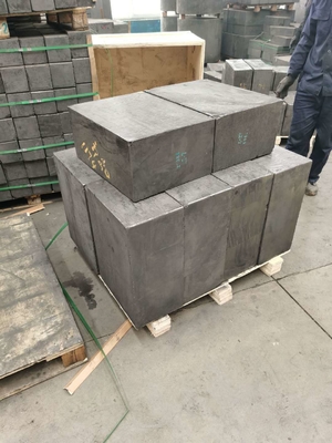 Bloc de graphite industriel de 0,8 mm avec une densité de masse de 1,65 et une morphologie de cristal en flocons