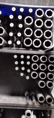 Des moules de graphite personnalisés pour différentes tailles et formes répondant aux exigences du client