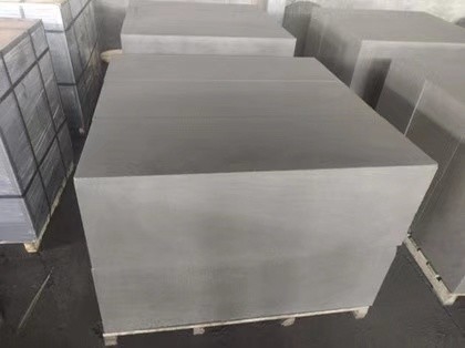 Densité personnalisée Bloc de graphite pour soudure exothermique Densité de grain 1,74 Taille de grain 0,8 mm
