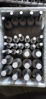 Pour la coulée de la cuivre, la mousse de graphite de haute densité de 1,85 g est personnalisée, 8% de porosité garantie