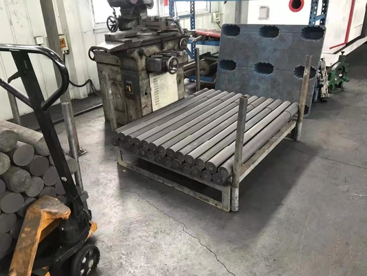 1.75 Rotor isostatique de graphite à densité pour graphite en flocons d'aluminium de qualité industrielle