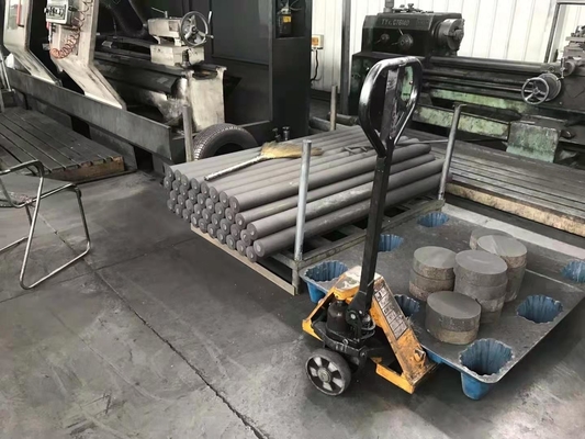 1.75 Rotor isostatique de graphite à densité pour graphite en flocons d'aluminium de qualité industrielle