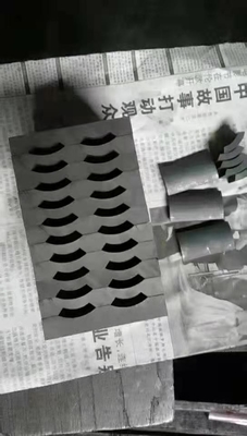 Chauffage à la graphite personnalisé 2200-3000 pour plaquettes de silicium à semi-conducteurs de qualité industrielle