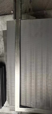 Formation de la plaque de graphite moulée par pressage isostatique pour le graphite de carbone de haute pureté