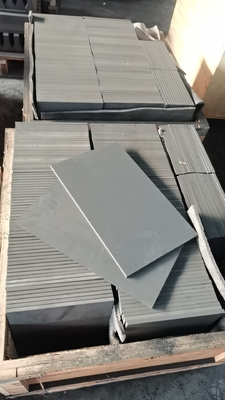 Plaque de graphite à particules fines de haute densité pour électrolyse des eaux usées Tailles personnalisées DC-1.85