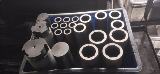 Forme à graphite hexagonal pour la coulée en continu en laiton à barres/tubes 100% graphite à flocons de carbone