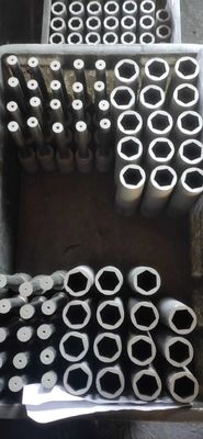 Moule de graphite à haute densité pour la densité en vrac 1,82 et la morphologie des cristaux de graphite en flocons