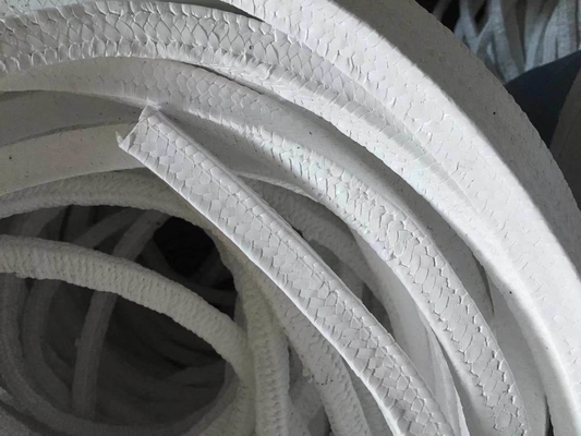 Emballage en PTFE en graphite noir à haute résistance avec spécifications standard