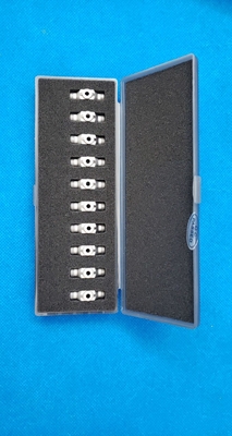 Tubes de graphite de Thga avancées à forme de graphite PE extrudées avec plateau et capuchons de bout