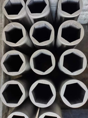 Morphologie des cristaux de graphite en flocons Moule de graphite pour la coulée continue Fil de laiton GM-404