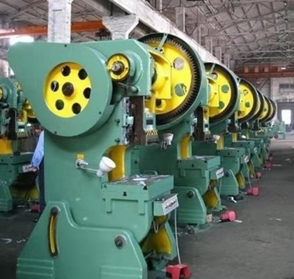 Avantage de l'automatisation Produits en laiton forgé à chaud sur mesure pour diverses applications