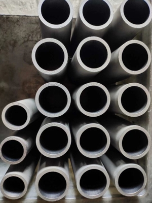 Couche intérieure DC-1.85 moule de graphite pour machine de coulée en laiton en conception