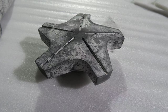 50-60 jours Longue durée de vie Traitement par oxydation de surface Rotor de graphite en flocons pour des performances