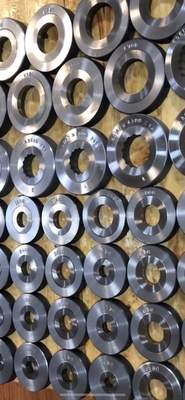Personnalisation Des matrices de dessin de fil de diamant polycristallin pour la production de fil sur mesure