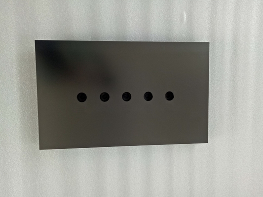 Plaque de graphite moulée à haute densité de 1,91 g pour la coulée de cuivre de qualité industrielle