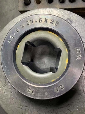 Matrice de graphite à haute densité ronde hexagonale octogonale carrée pour la coulée de cuivre