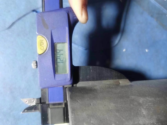 8 12,5 16 20 mm Matrice de graphite pour la coulée continue vers le haut du cuivre selon votre dessin DC-1.85