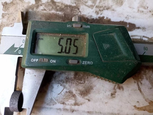 Électrode à barres de disque de graphite en flocons de 6*150 mm pour équipement Spectroil de qualité industrielle