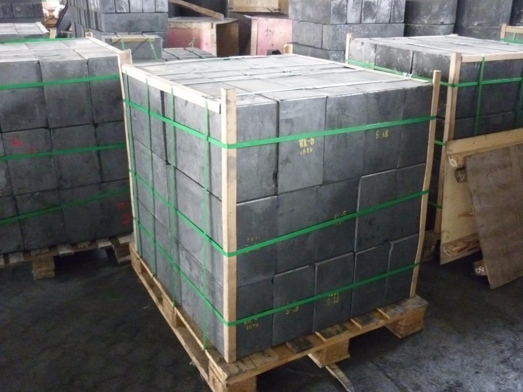 Formation de façon moulée Graphite Flakes Graphite Bloc Tailles 910*310*310mm Densité 1,85g/cm3