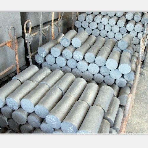2500 mm Longueur Haute densité 1,82 1,85 1,88 g Bande de graphite extrudée pour le processus de formage
