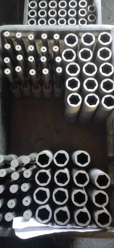 Formation de graphite moulé pour la coulée de laiton Conception et taille personnalisées selon le dessin